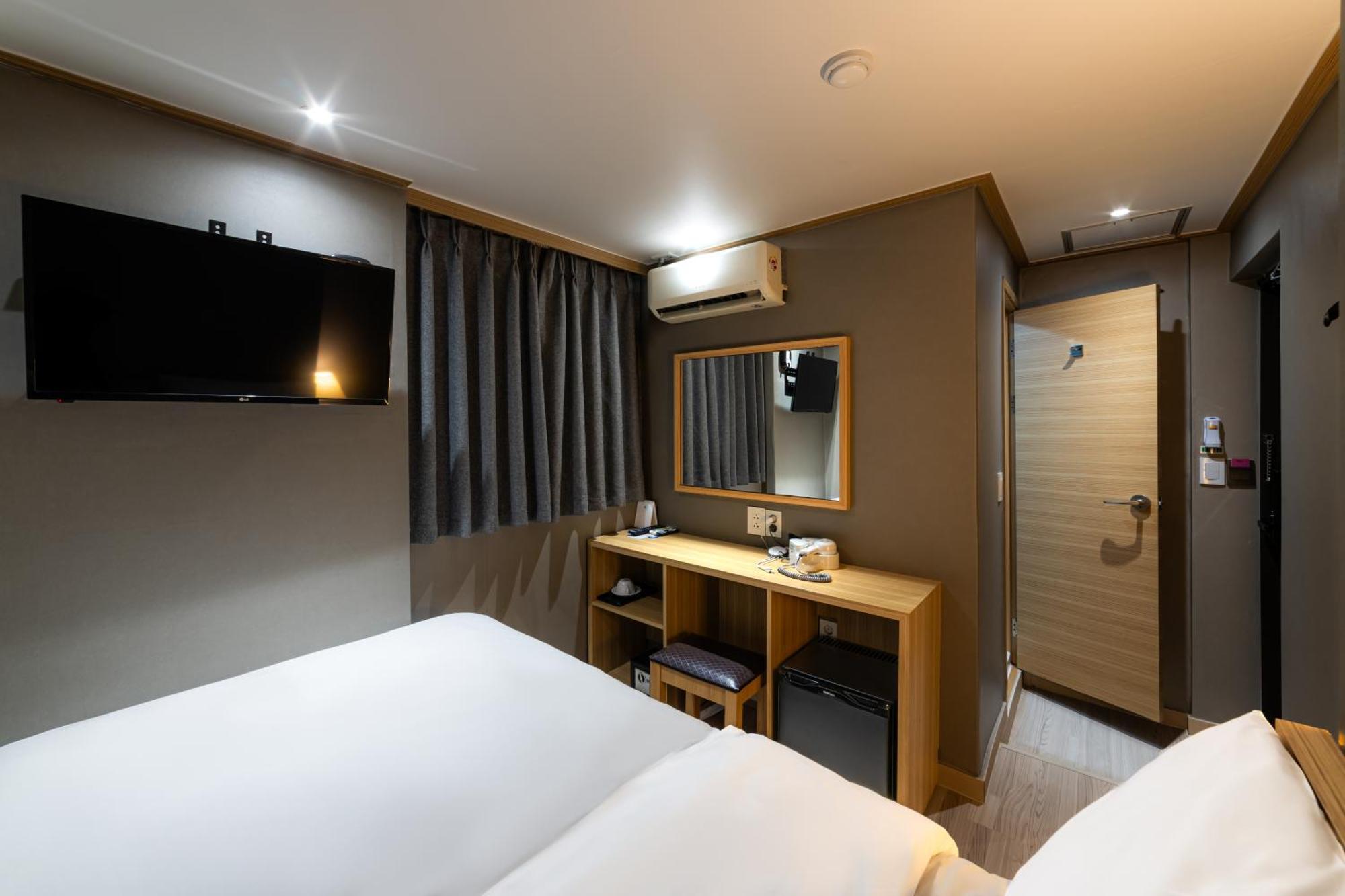 About Hotel