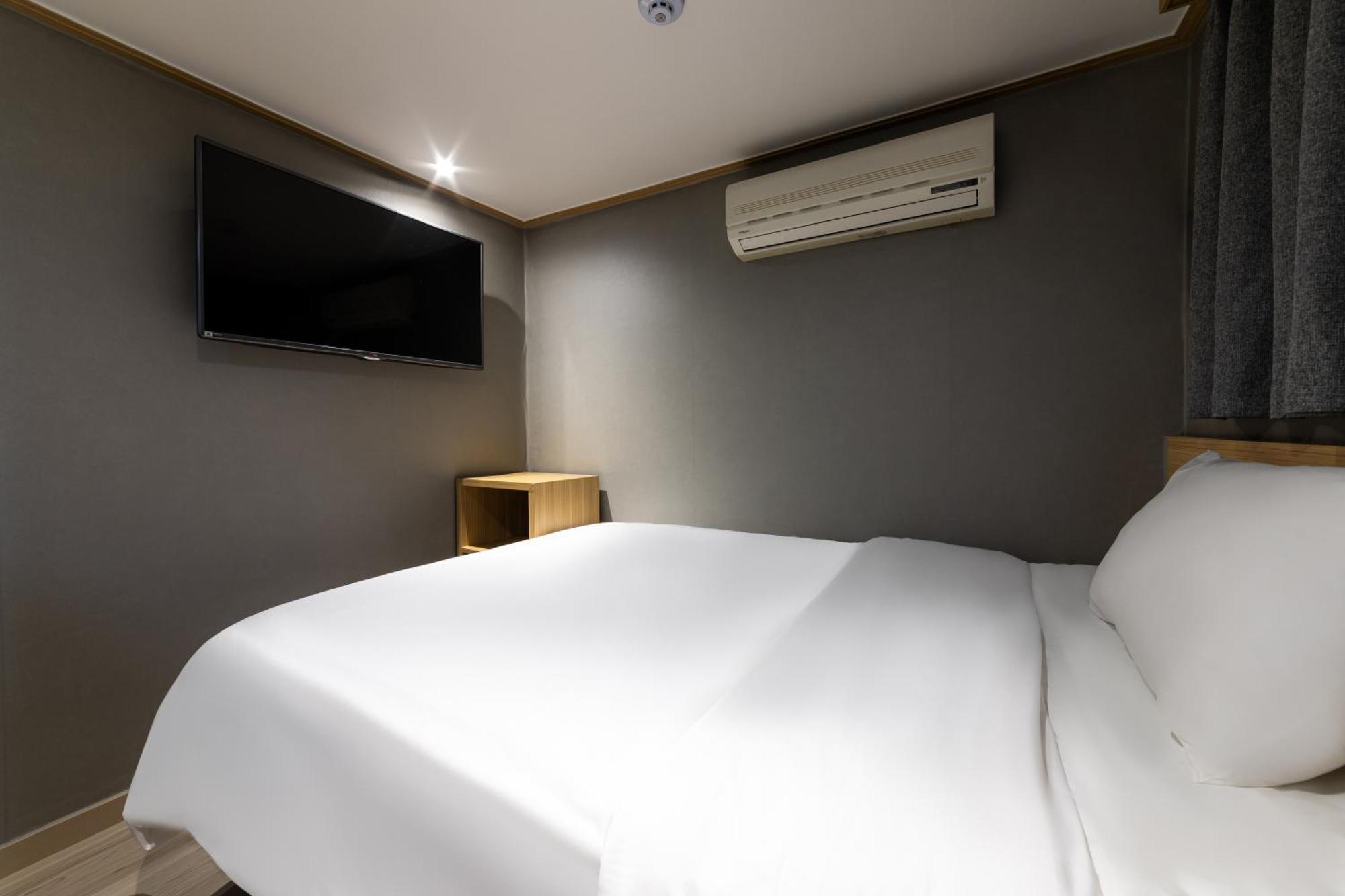 About Hotel 2*
